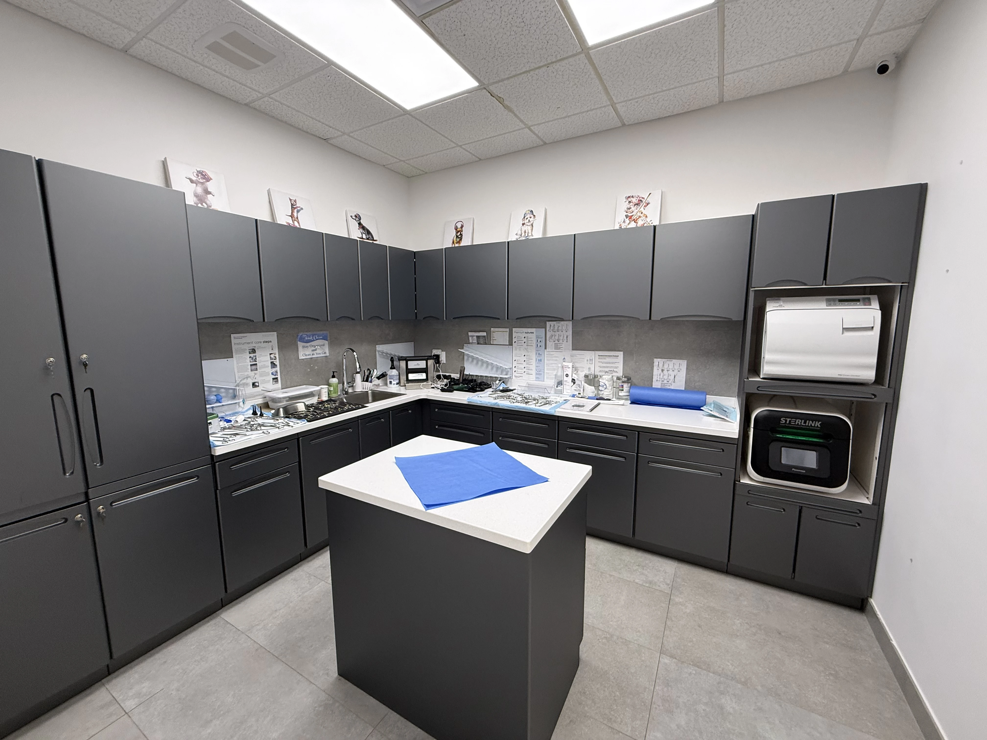 Sterilization & prep room